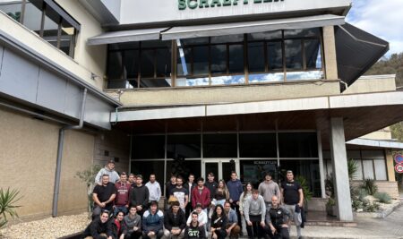 Visita a Schaefflerx, Alumnado de la Espezializacion IMD y Mecatrónica